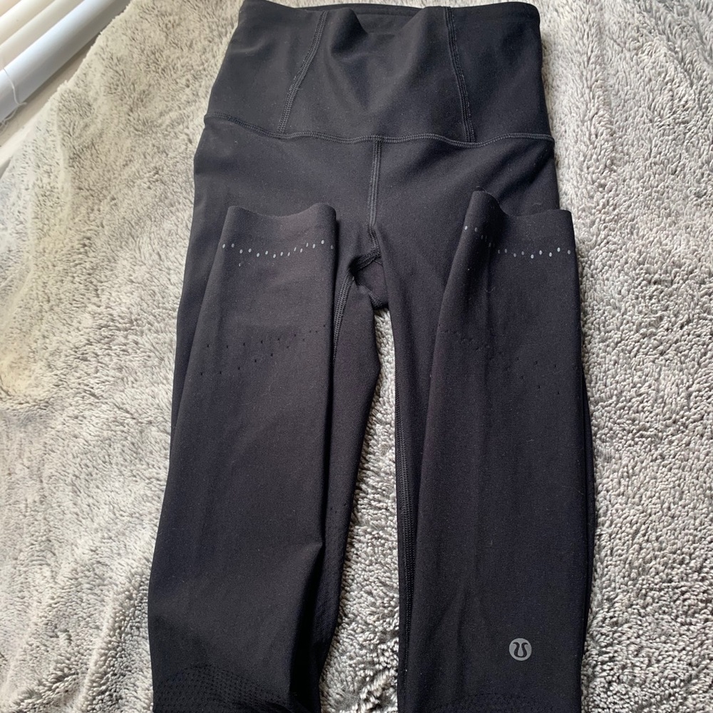 Lululemon leggings size 2 Black like new